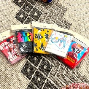 BNWT GAP 5 piece BUNDLE Mickey Mouse Toy Story Disney Star Wars Pajamas